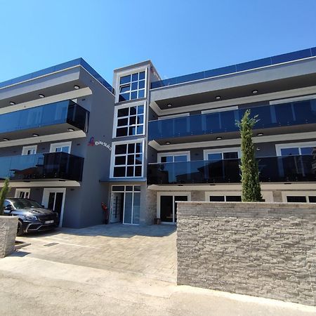 Luxury Apartments-La Dino Maky Водице Екстериор снимка